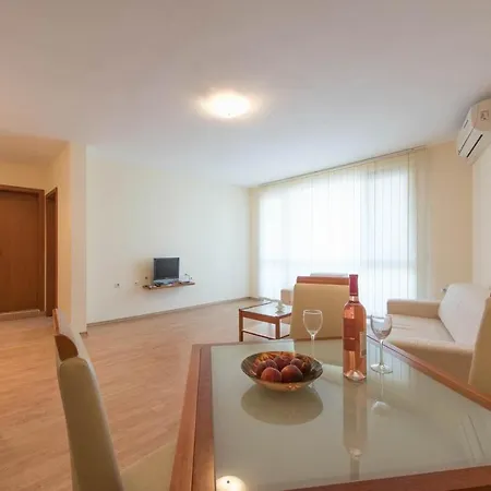 Gt Riviera * Равда