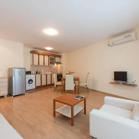 Gt Riviera * Равда