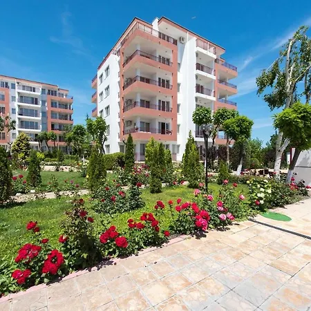 Apartament Gt Riviera Rawda